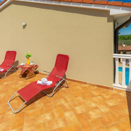 Ferienhaus Zara By Interhome