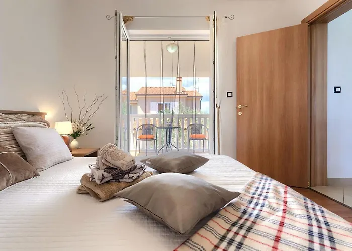 Zara By Interhome Casa de Férias Pula