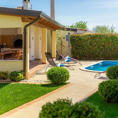 Zara By Interhome Сasa de vacaciones