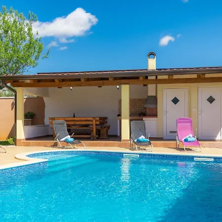 Zara By Interhome Сasa de vacaciones