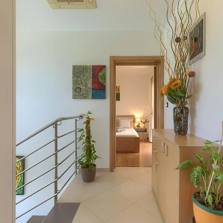 Сasa de vacaciones Zara By Interhome