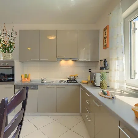 Zara By Interhome Сasa de vacaciones