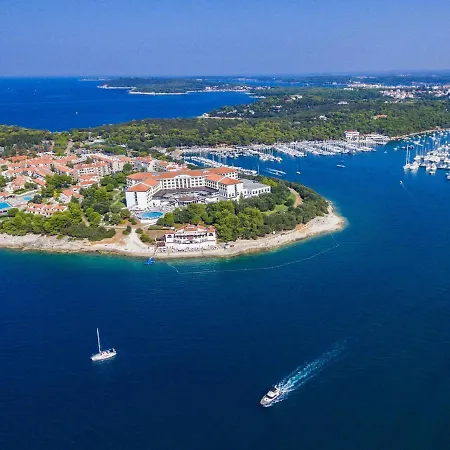 Сasa de vacaciones Zara By Interhome Pula