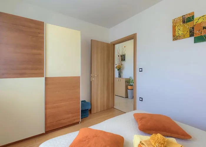 Ferienhaus Zara By Interhome