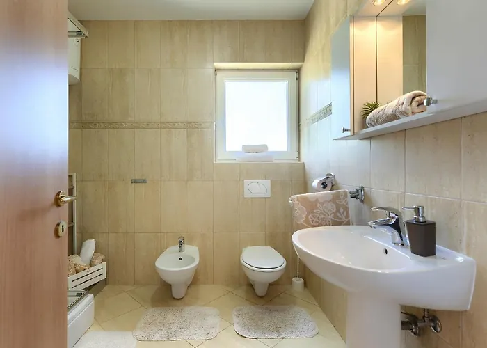 Zara By Interhome *